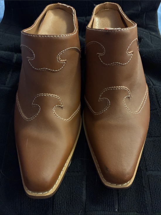 Shoes - Women’s Tan Heeled Western Mule